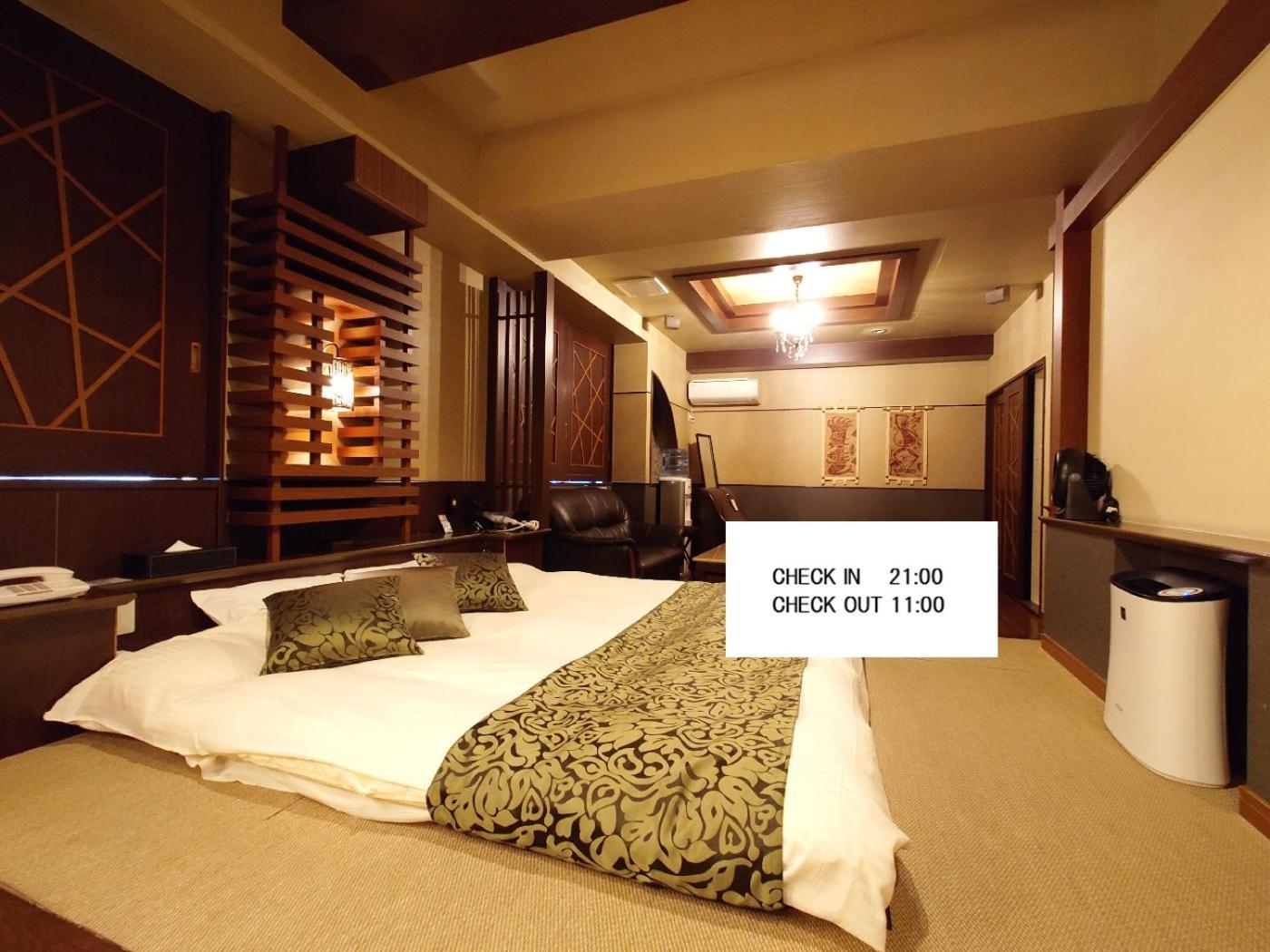 ホテル カーシュ Cache 男塾ホテルグループ (Adults Only) Himeji Extérieur photo